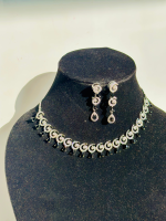 LUXE LUSTER - Image 3