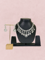 LUXURY LOVE LUXE