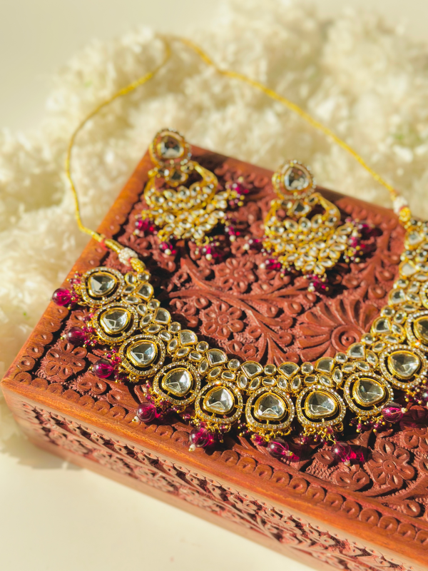 ROYAL ROSE - Image 6